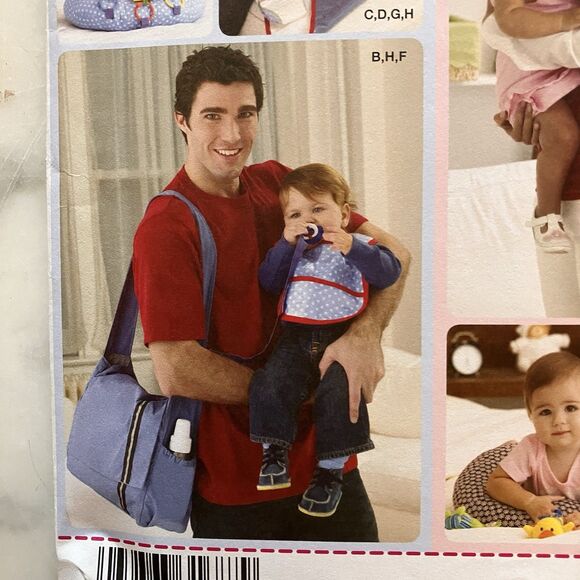 Simplicity Pattern 2924 His & Hers Diaper Bag Changing Pad Burp Cloth Bib Pillow - Picture 3 of 8